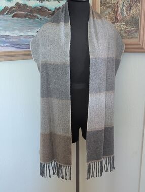 Cozy Neutral Plaid Fringe Throw Scarf - Gray & Brown